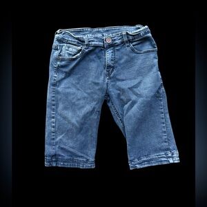 ✨Jeans Blue denim shorts with a relaxed fit✨